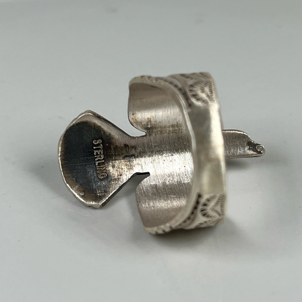 Solid Sterling Silver Southwestern Thunderbird Ring White Buffalo Size 7.75 - Picture 5 of 11